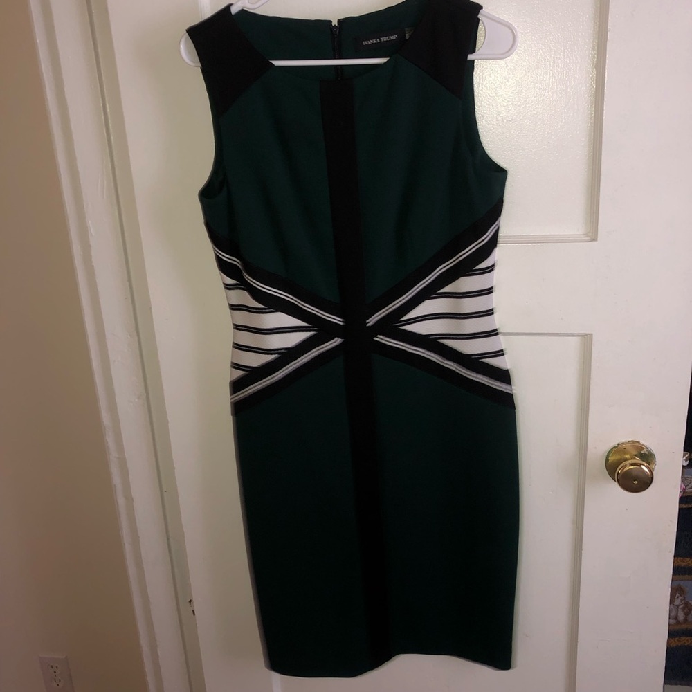 Ivanka Trump Green Sheath Midi Dress Sleeveless Crew Neck- size 8